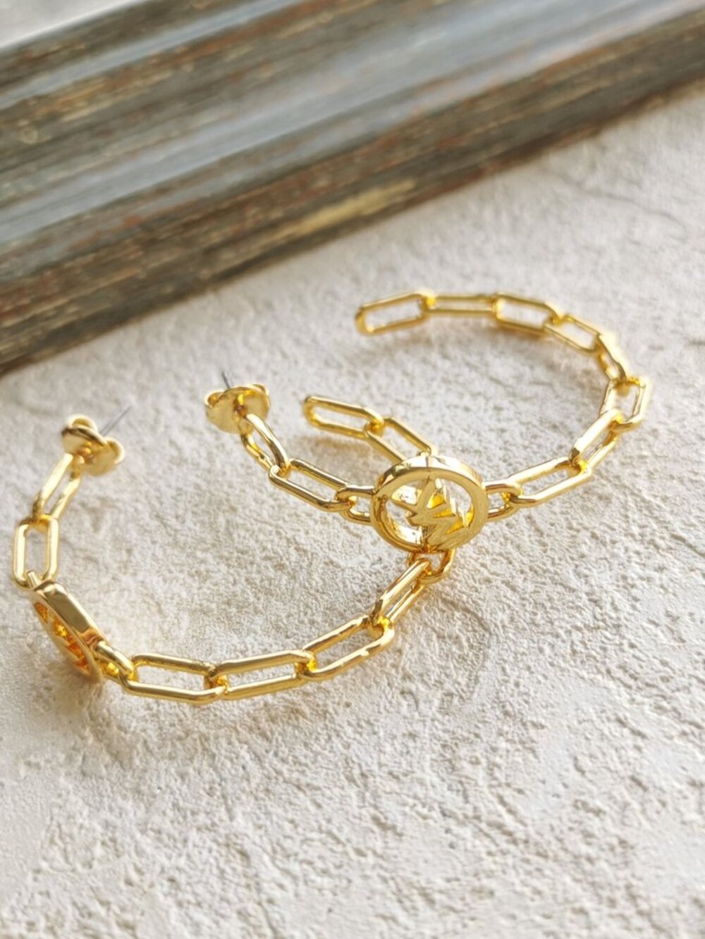 Michael Kors ❤️ Signature Hoop Chain Link Goldtone Hoop Earrings
